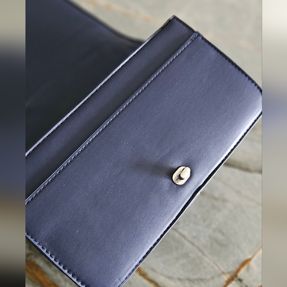 Badgley Mischka Blue Denim Quilted Crossbody Bag with Chain and Beads Strap NWT - Picture 12 of 16